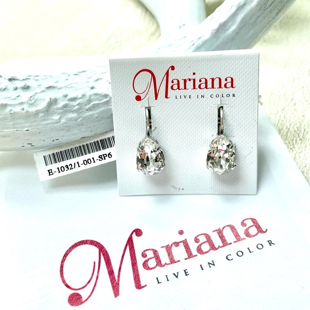 Mariana Tear Drop Crystal Earrings🤍NWT🤍